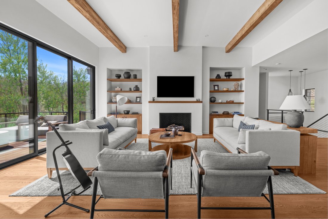 House in Belchertown, Massachusetts, United States 5 - 18526947