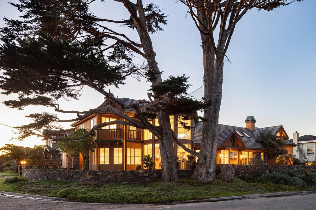 House in Pacific Grove, California, United States 1 - 17710402