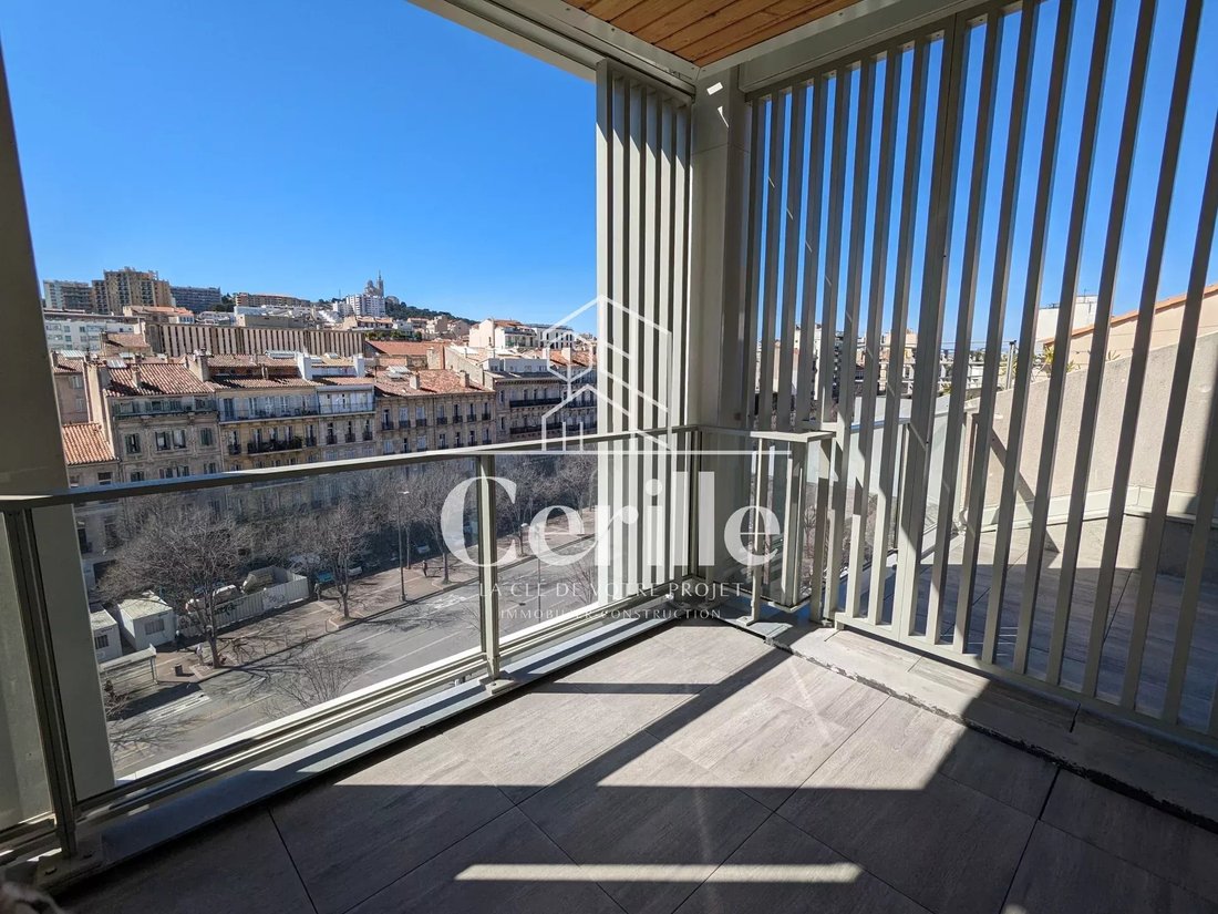 Apartment in Saint Giniez, 8e Arrondissement, Marseille 2 - 12658392