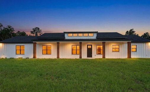 House in Dunnellon, Florida, United States 1
