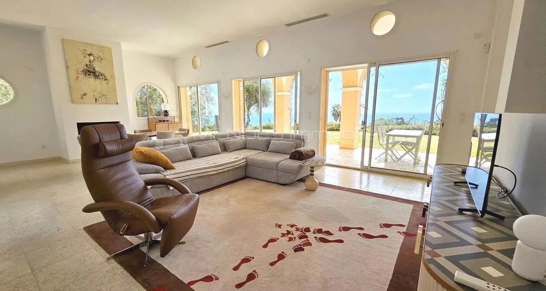 Villa in Menton, Provence-Alpes-Côte d'Azur, France 3 - 16135885