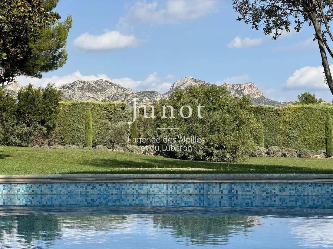 Country House in Maussane-les-Alpilles, Provence-Alpes-Côte d'Azur, France 2 - 15026858