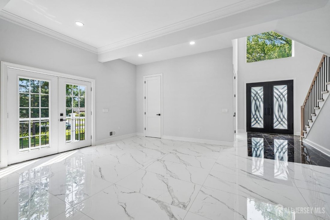 House in Metuchen, New Jersey, United States 4 - 18526918