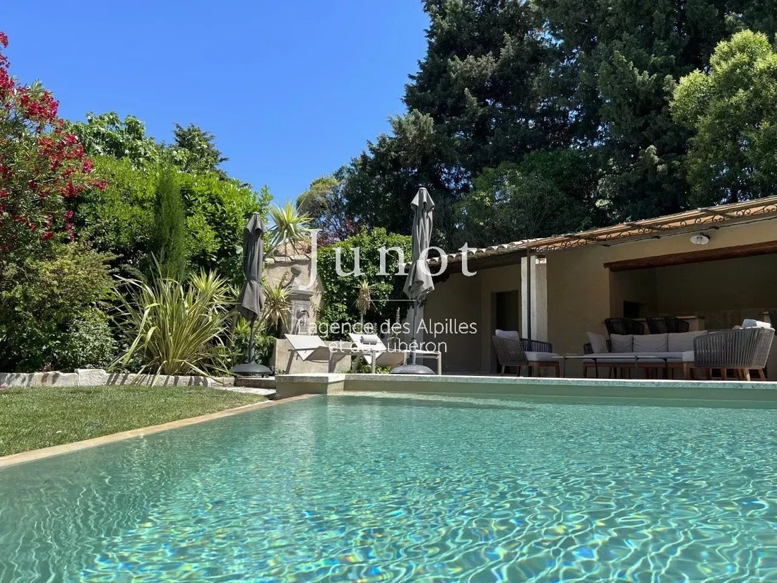 House in Saint-Rémy-de-Provence, Provence-Alpes-Côte d'Azur, France 4 - 13688214