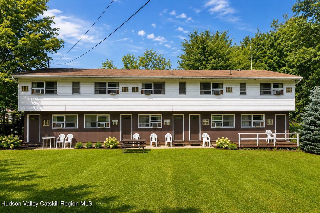 Saugerties, New York, United States 2 - 18528055