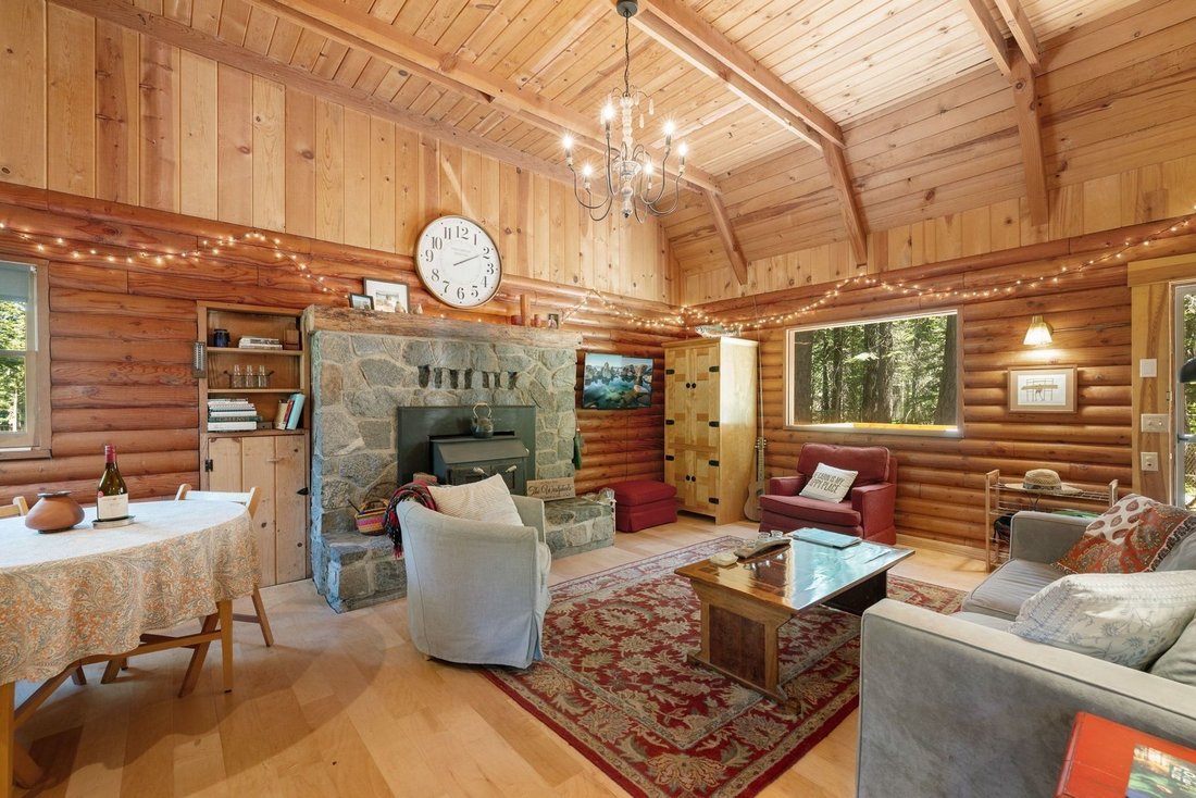 South Lake Tahoe, California, United States 4 - 18530335