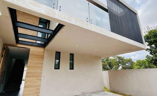 House in Santiago de Querétaro, Querétaro, Mexico 1
