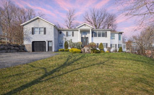 House in Airmont, New York, United States 1