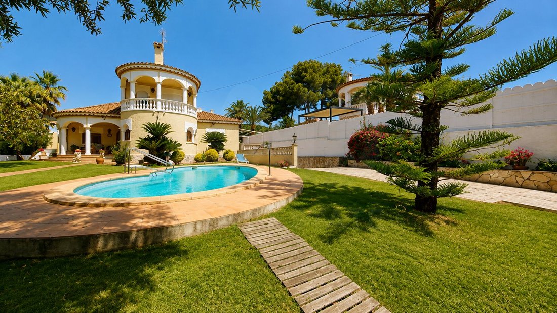 Townhouse in el Vendrell, Catalonia, Spain 1 - 18187871
