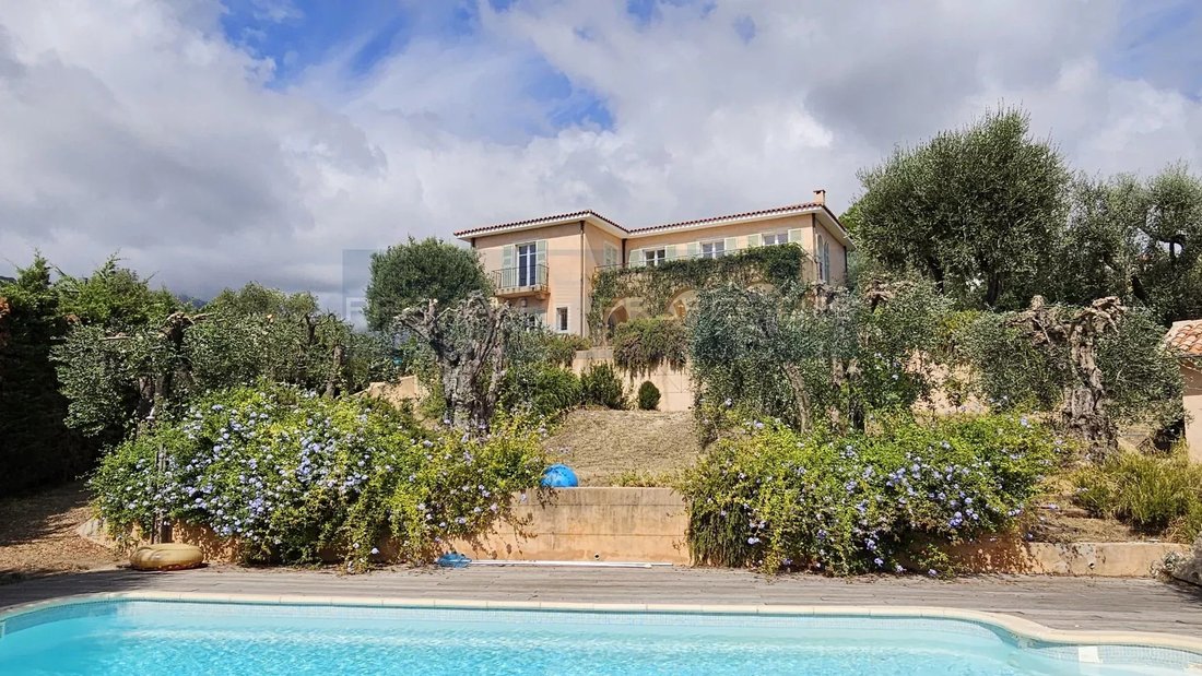Villa in Menton, Provence-Alpes-Côte d'Azur, France 1 - 16136134
