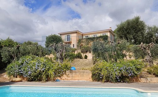 Villa à Menton, Provence-Alpes-Côte d'Azur, France 1