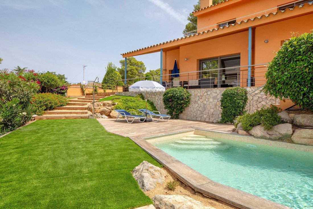 Villa in Llafranc, Palafrugell, Catalonia 2 - 18526621