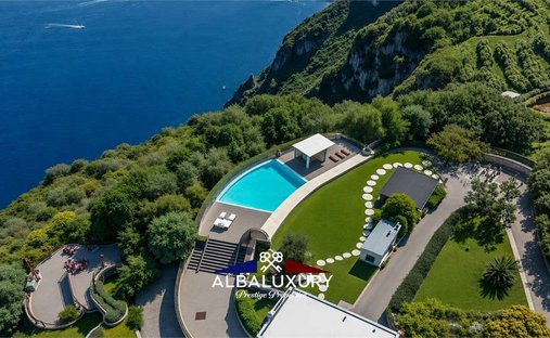 Villa in Sant'Agnello, Campania, Italy 1
