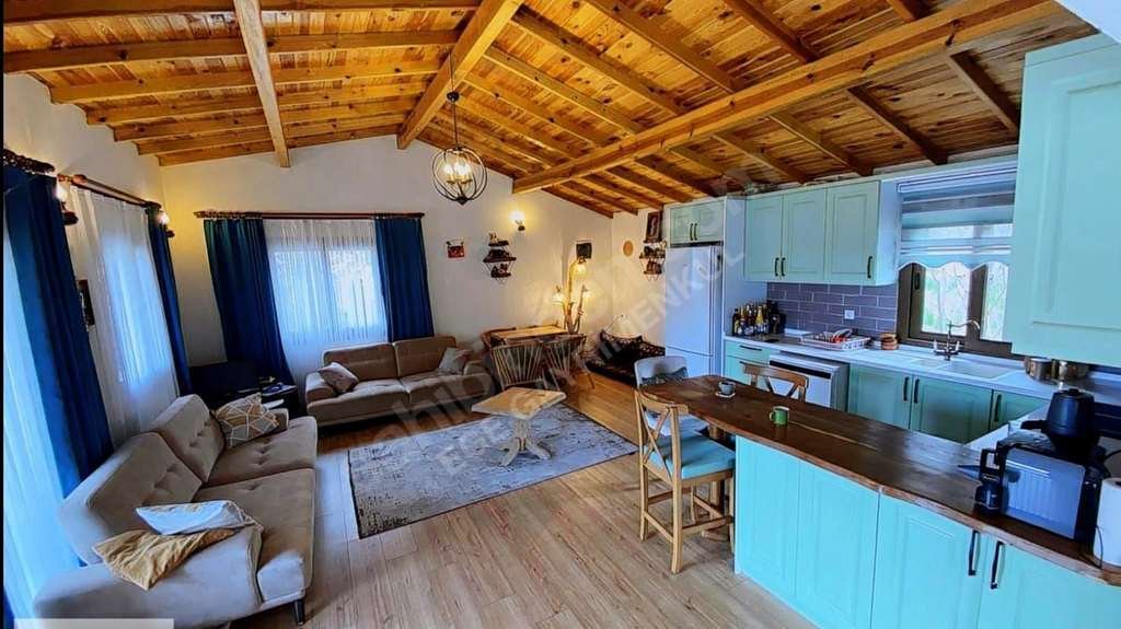 İzmir, İzmir, Turkey 3 - 18526668