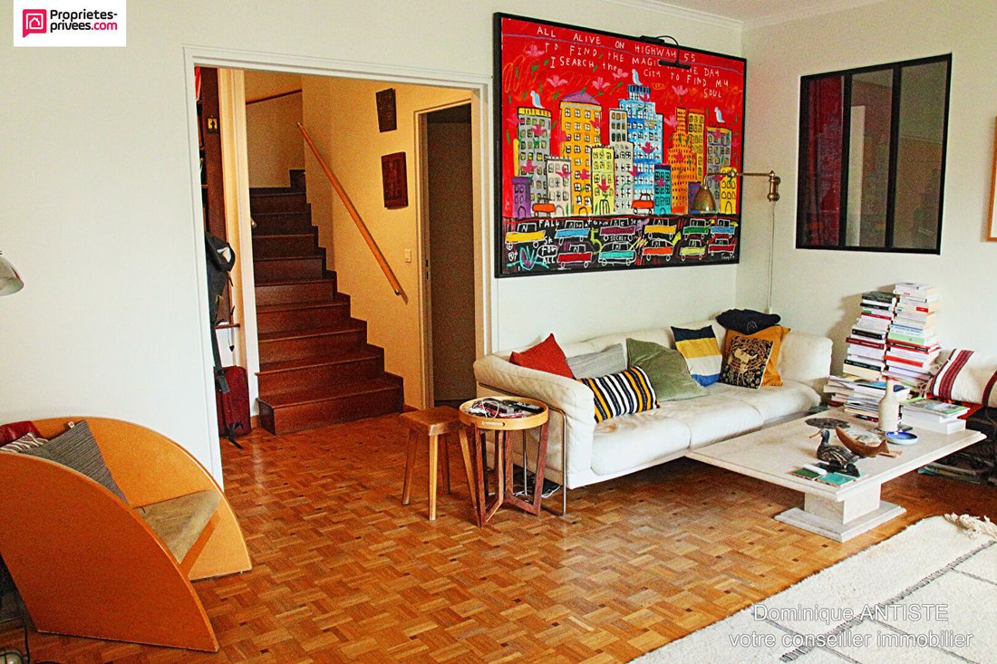 Apartment in Pantin, Ile-de-France, France 3 - 18529952