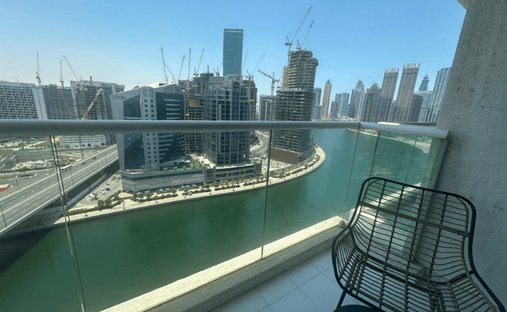 Apartment in Business Bay, Dubai, United Arab Emirates 1