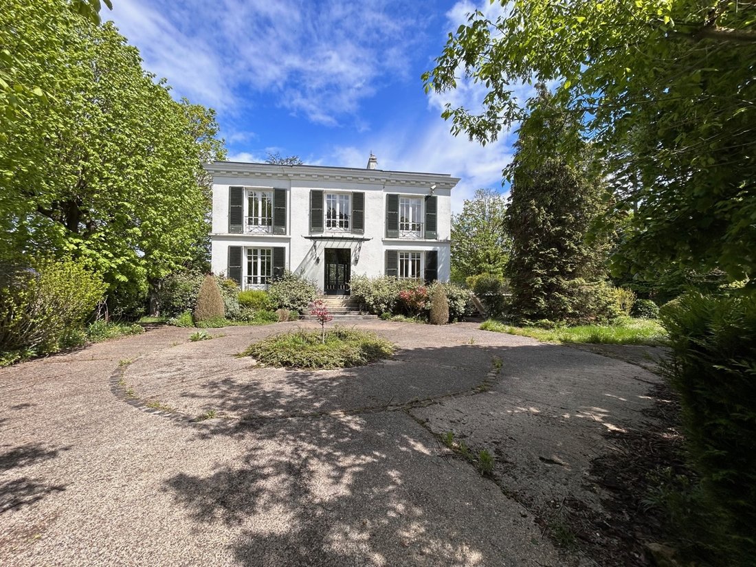 House in Saint-Cloud, Ile-de-France, France 3 - 18527961