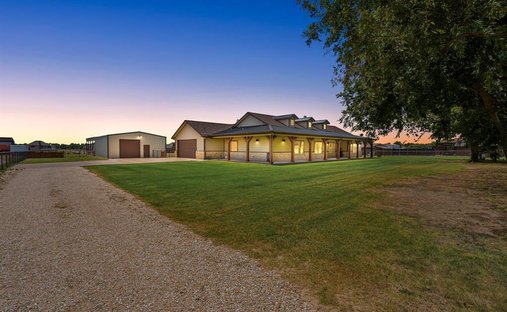 House in Sanger, Texas, United States 1