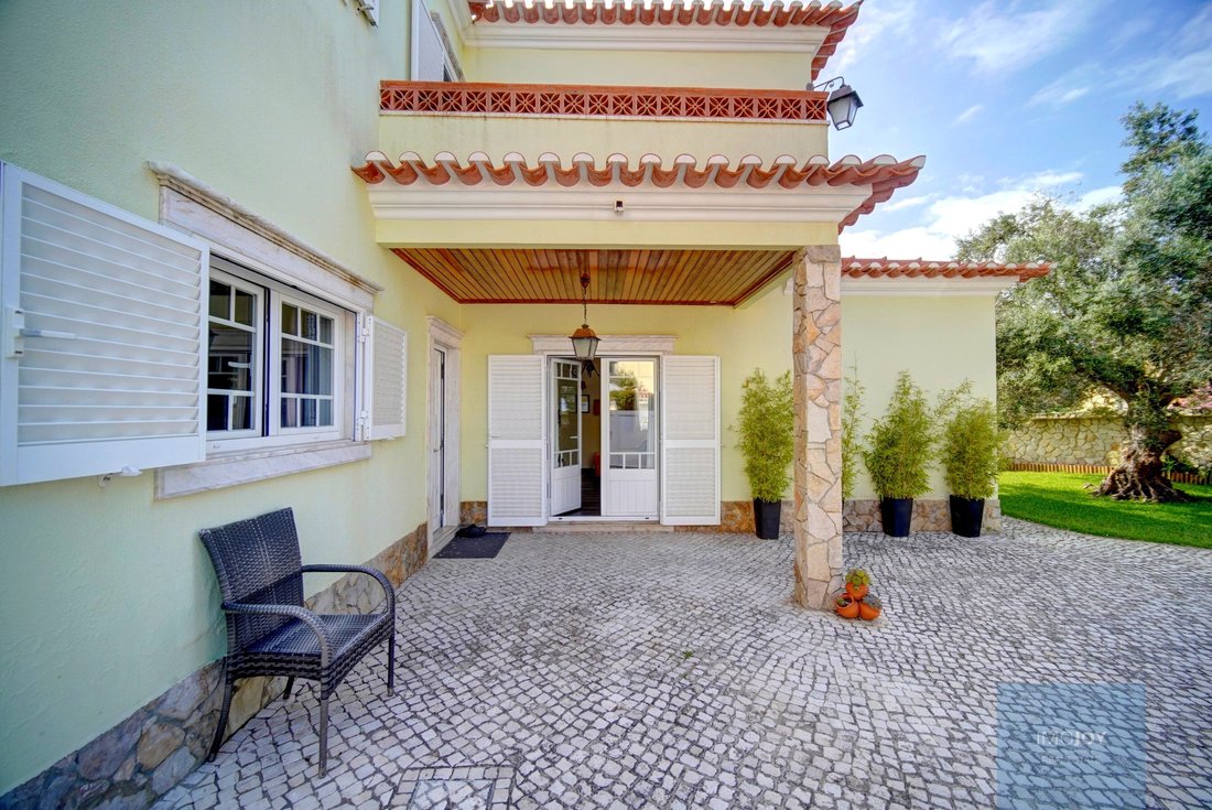 House in Carvoeira, Lisbon, Portugal 1 - 18529389