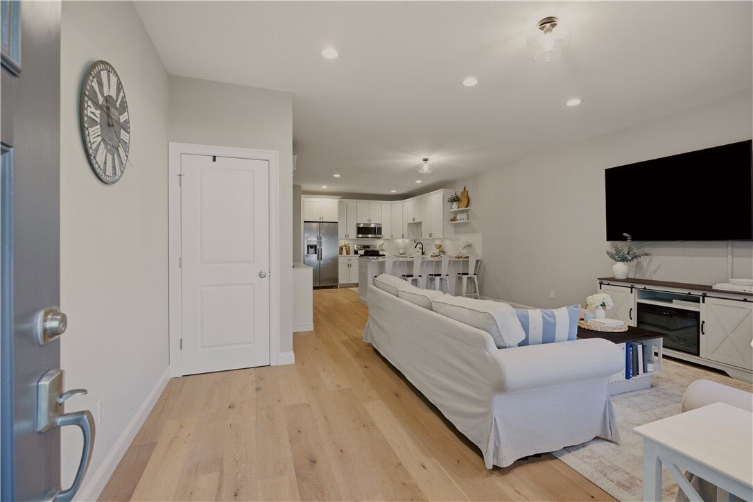 Condo in Portsmouth, Rhode Island, United States 4 - 18528465