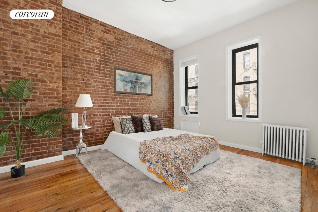 Co Op in New York, New York, United States 5 - 18526394