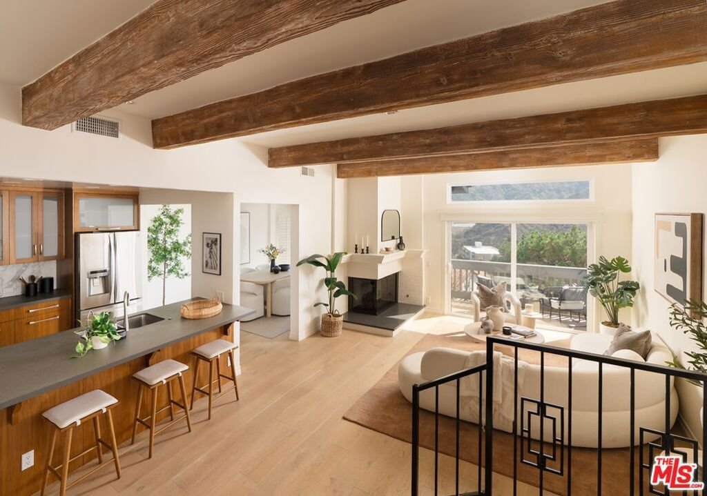 Townhouse in Los Angeles, California, United States 2 - 18528573