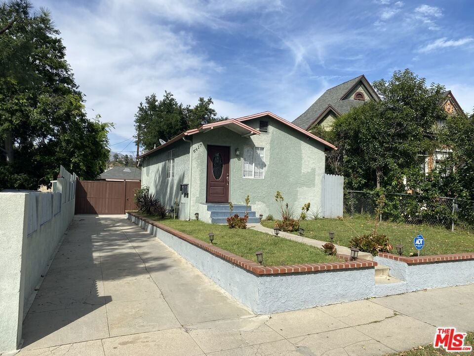 Autres à Los Angeles, Californie, États-Unis 2 - 18528571
