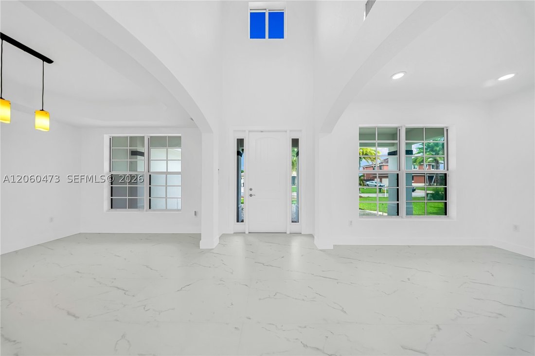 House in Miami, Florida, United States 4 - 18528886