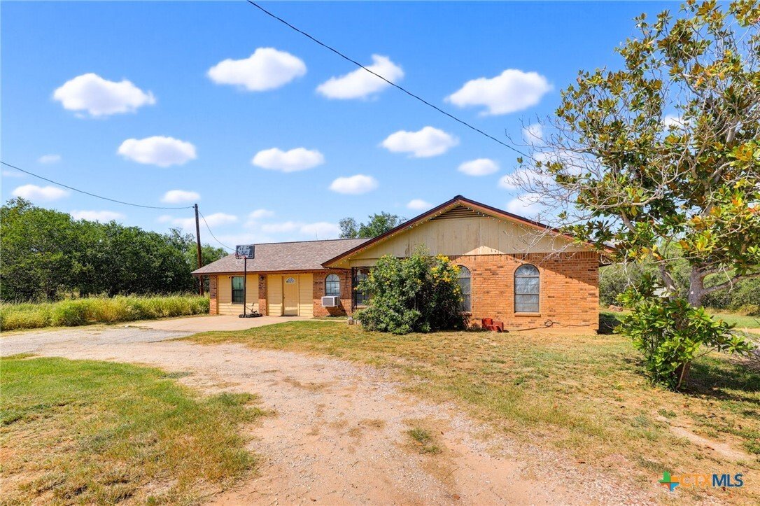 Maison à Floresville, Texas, États-Unis 2 - 18528608