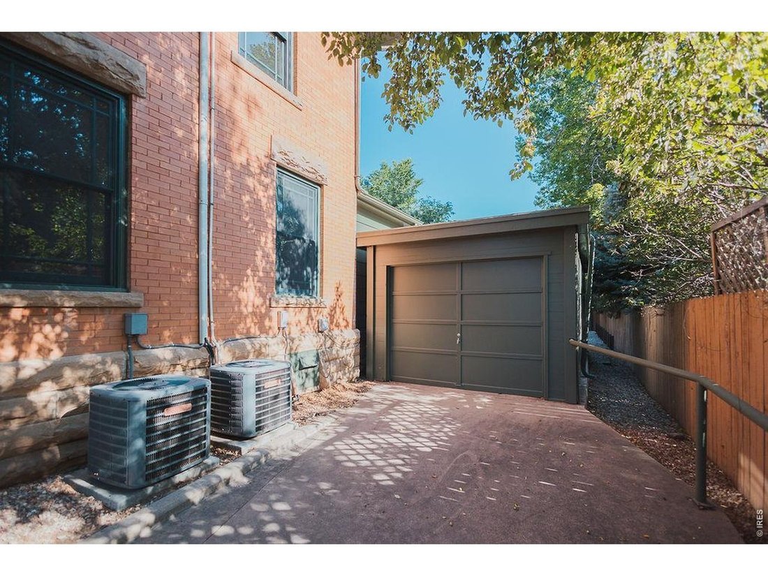 Fort Collins, Colorado, United States 5 - 18528920