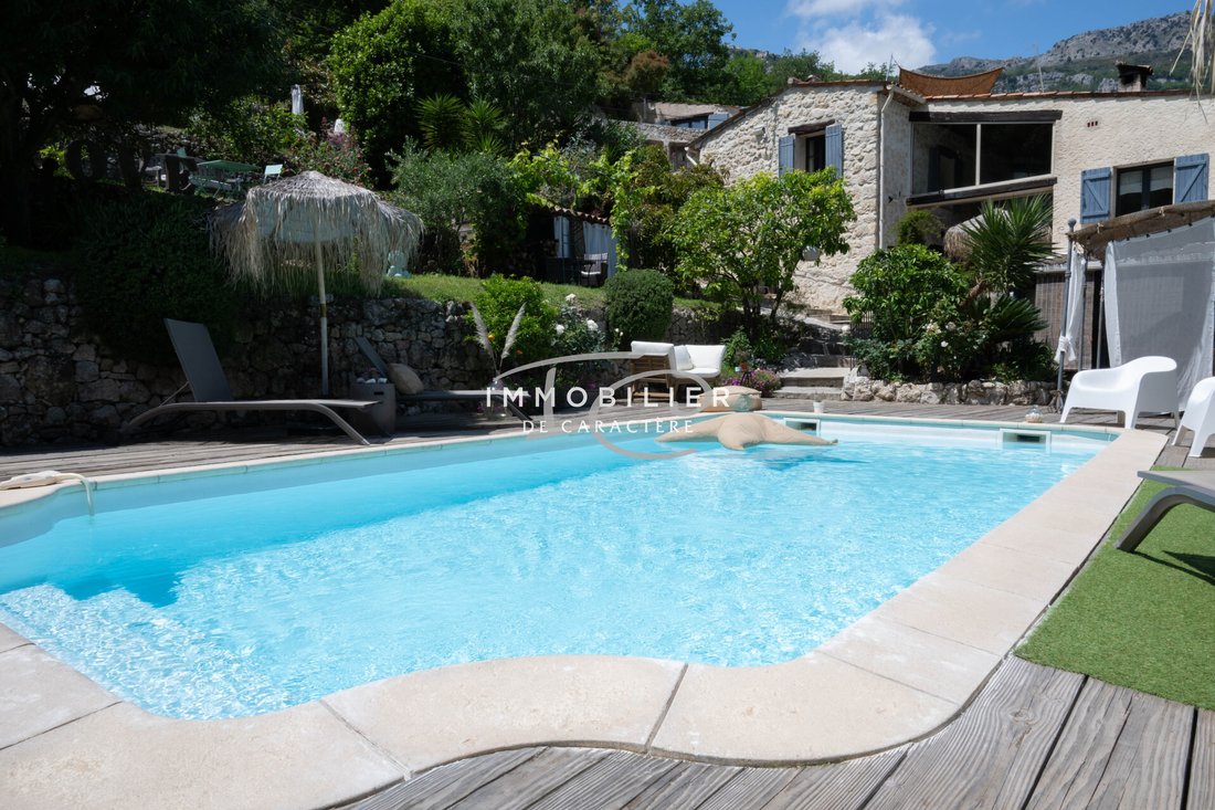 Villa in Tourrettes-sur-Loup, Provence-Alpes-Côte d'Azur, France 3 - 18526367