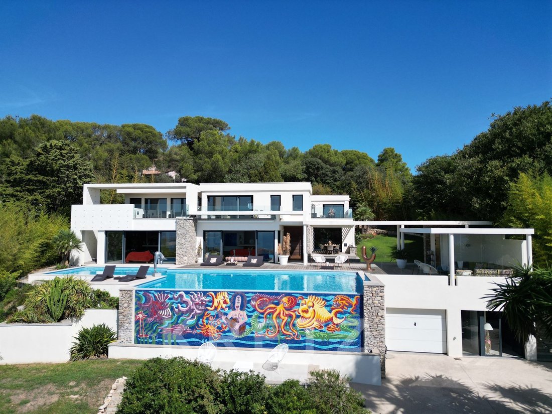 House in Les Pierres Blanches, Sète, France 2 - 18529889