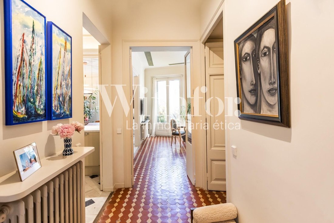 Apartment in Ciutat Vella, Barcelona, Spain 4 - 18526220