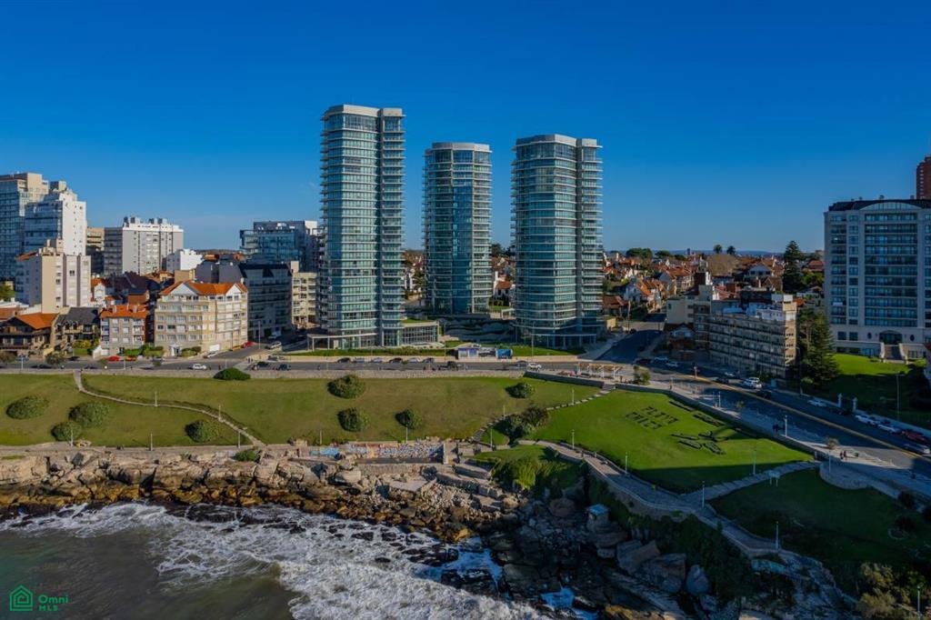 Condo in Mar del Plata, Buenos Aires Province, Argentina 1 - 17731759