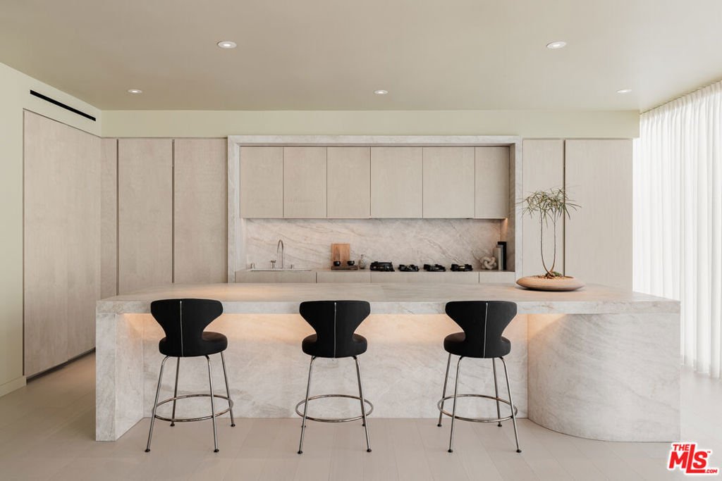 Condo in Beverly Hills, California, United States 3 - 18528691
