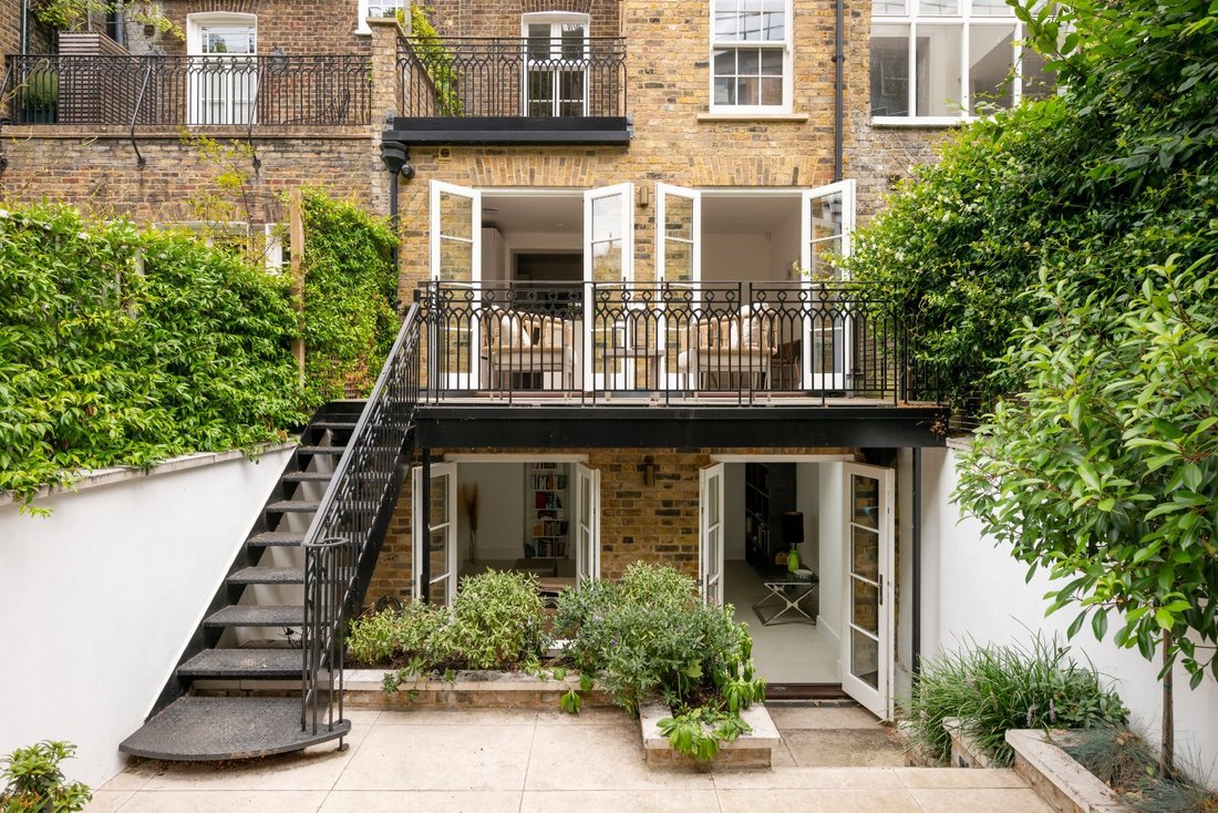 House in Brompton, Kensington And Chelsea, England 2 - 18526513