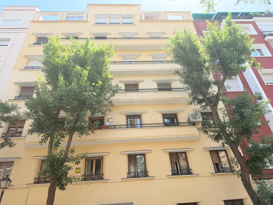 Apartment in Chamberi, Madrid, Spain 3 - 18529504