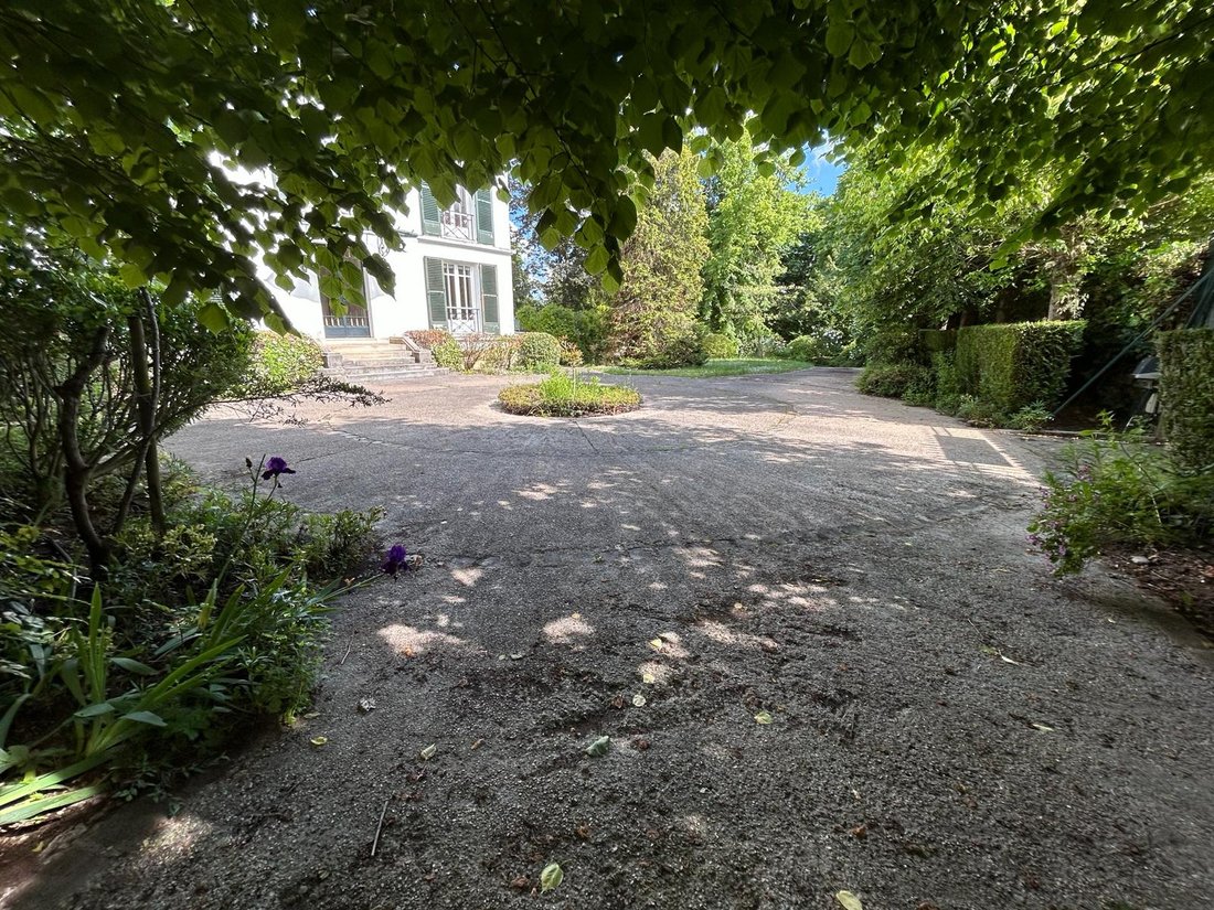 House in Saint-Cloud, Ile-de-France, France 2 - 18527961