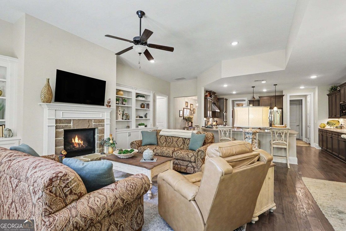 Peachtree City, Georgia, United States 5 - 18528830