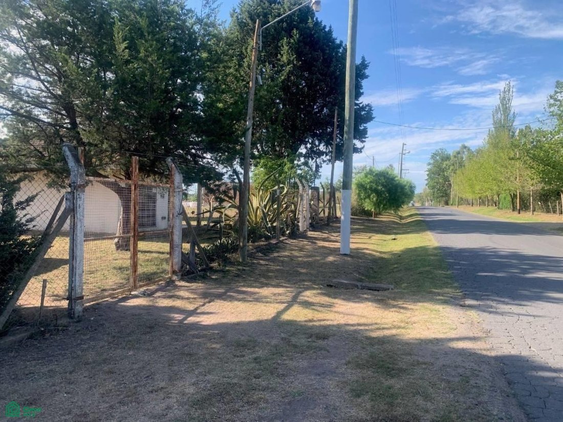 Land in City Bell, Buenos Aires Province, Argentina 2 - 17815061