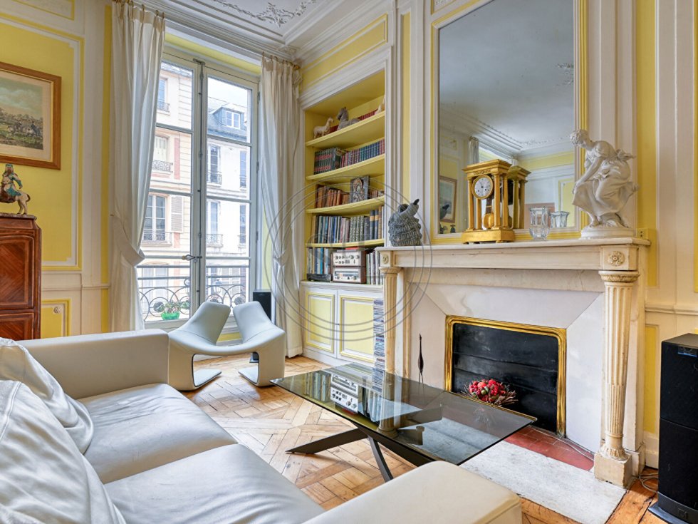 Apartment in Domaine National du Château, Versailles, France 5 - 18527958