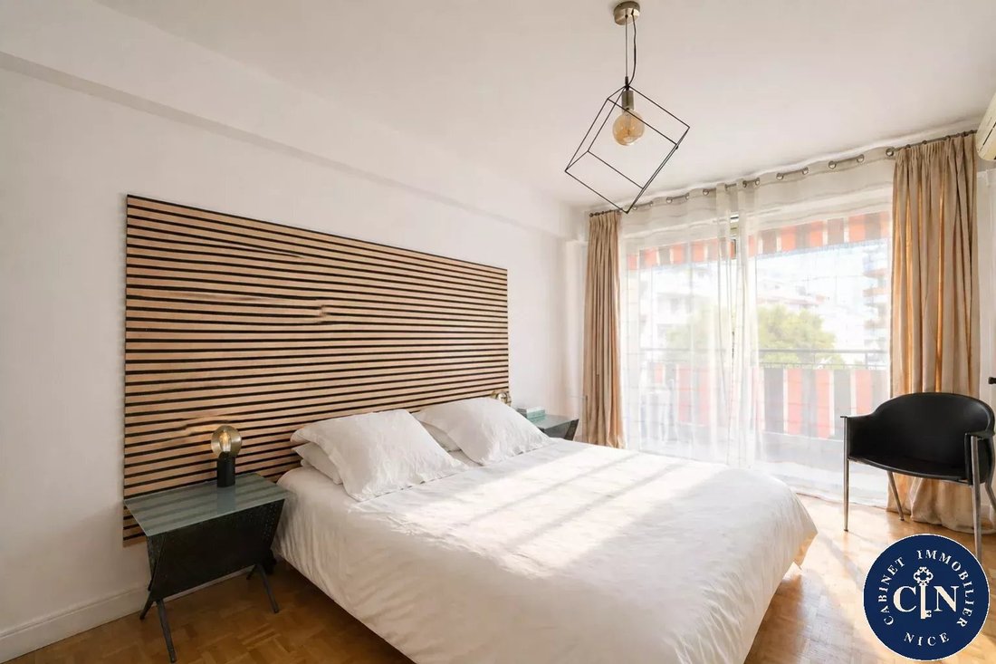 Wohnung in Nizza, Provence-Alpes-Côte d'Azur, Frankreich 4 - 17800436