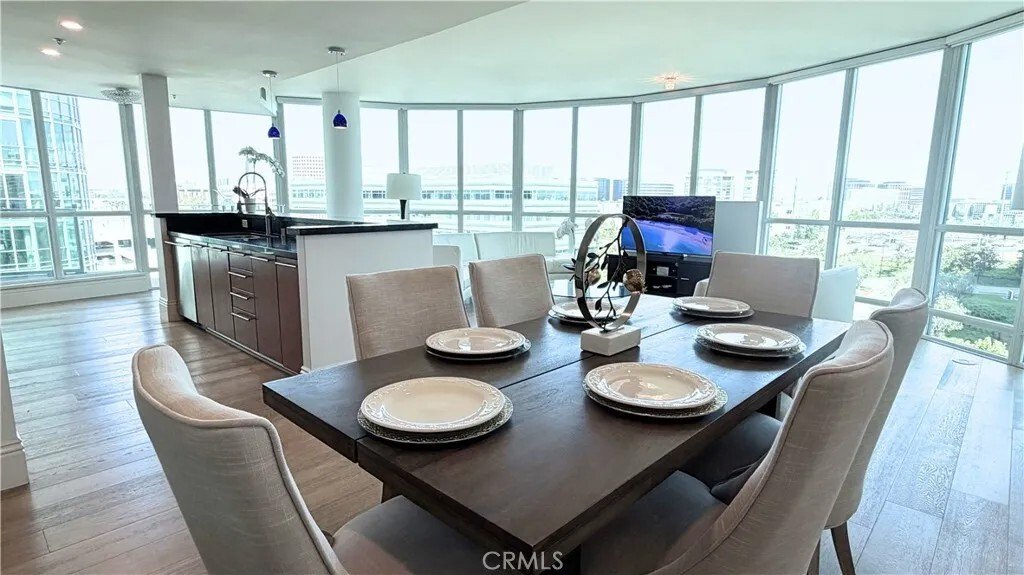 Condo in Irvine, California, United States 4 - 18529231