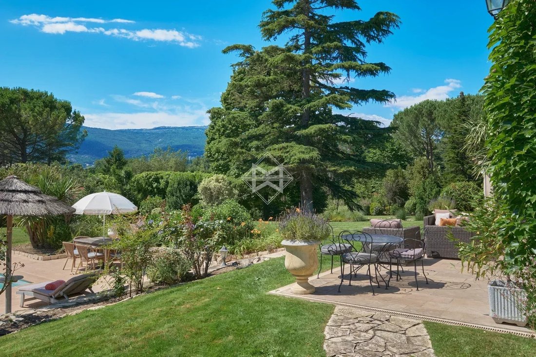 Villa in Châteauneuf-Grasse, Provence-Alpes-Côte d'Azur, France 5 - 14493305
