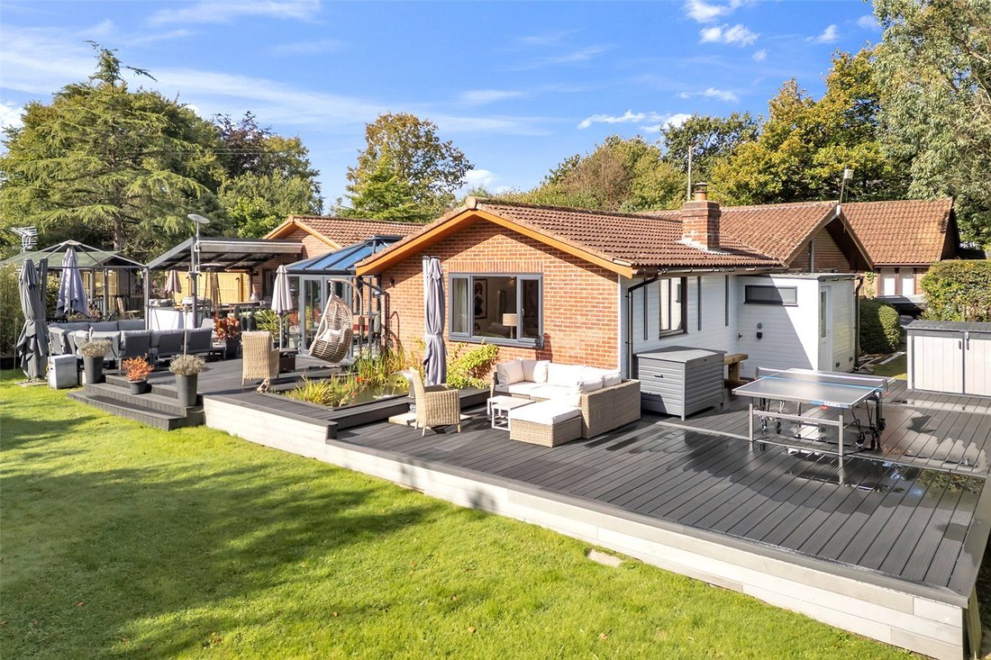 Bungalow in Sheldon, Blackborough, England 1 - 18526086