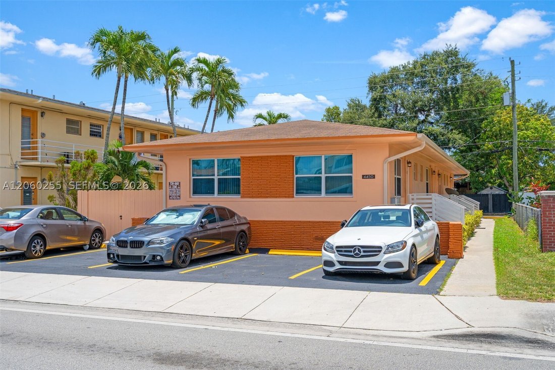 Coral Gables, Florida, United States 2 - 18528859