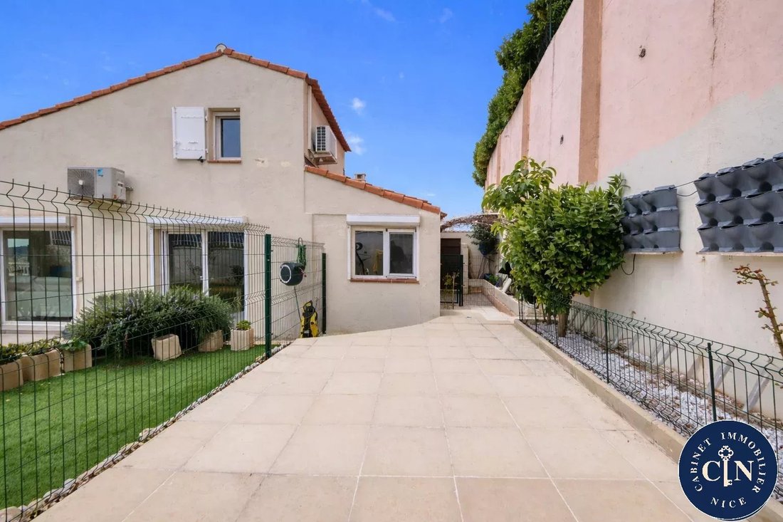 House in Nice, Provence-Alpes-Côte d'Azur, France 4 - 17458797