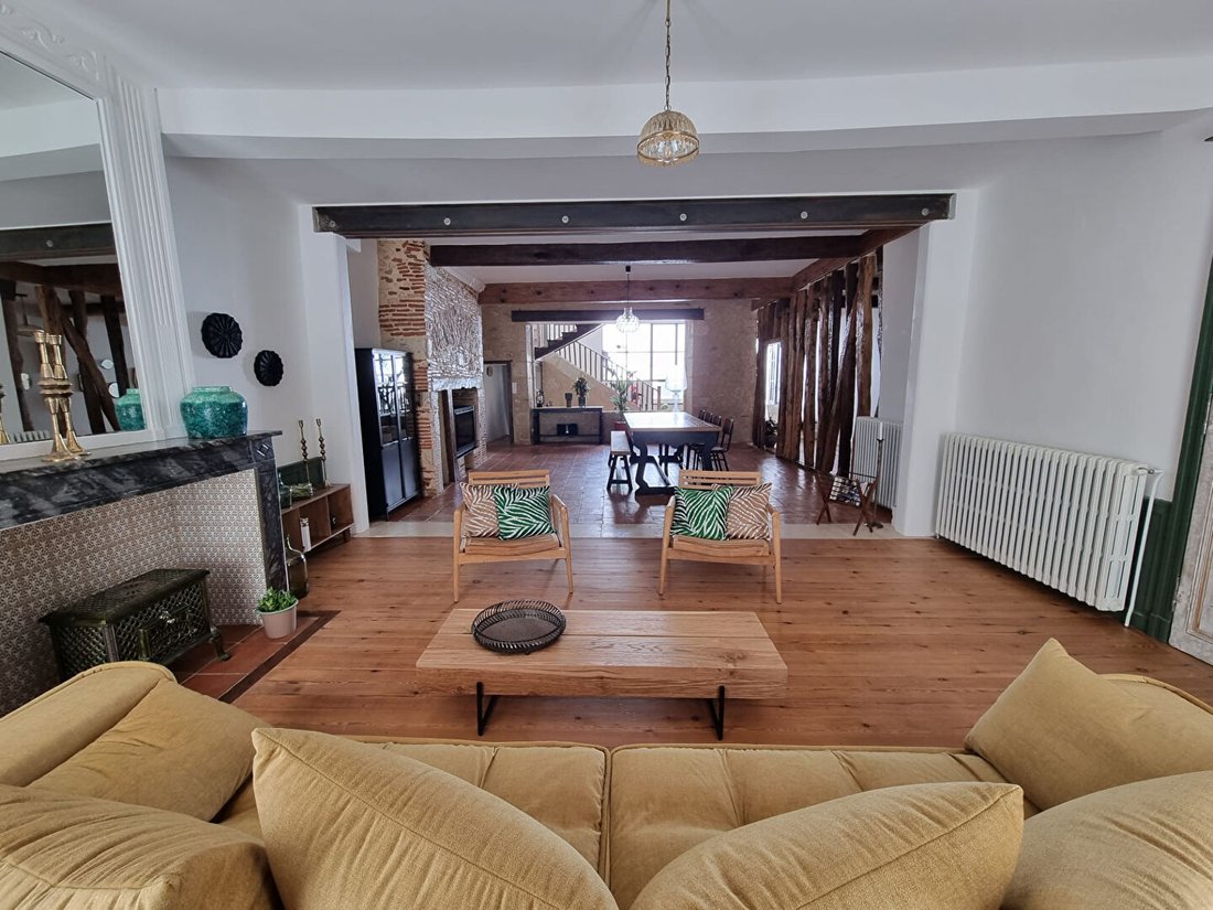 Villa in Lectoure, Occitania, France 1 - 18526850