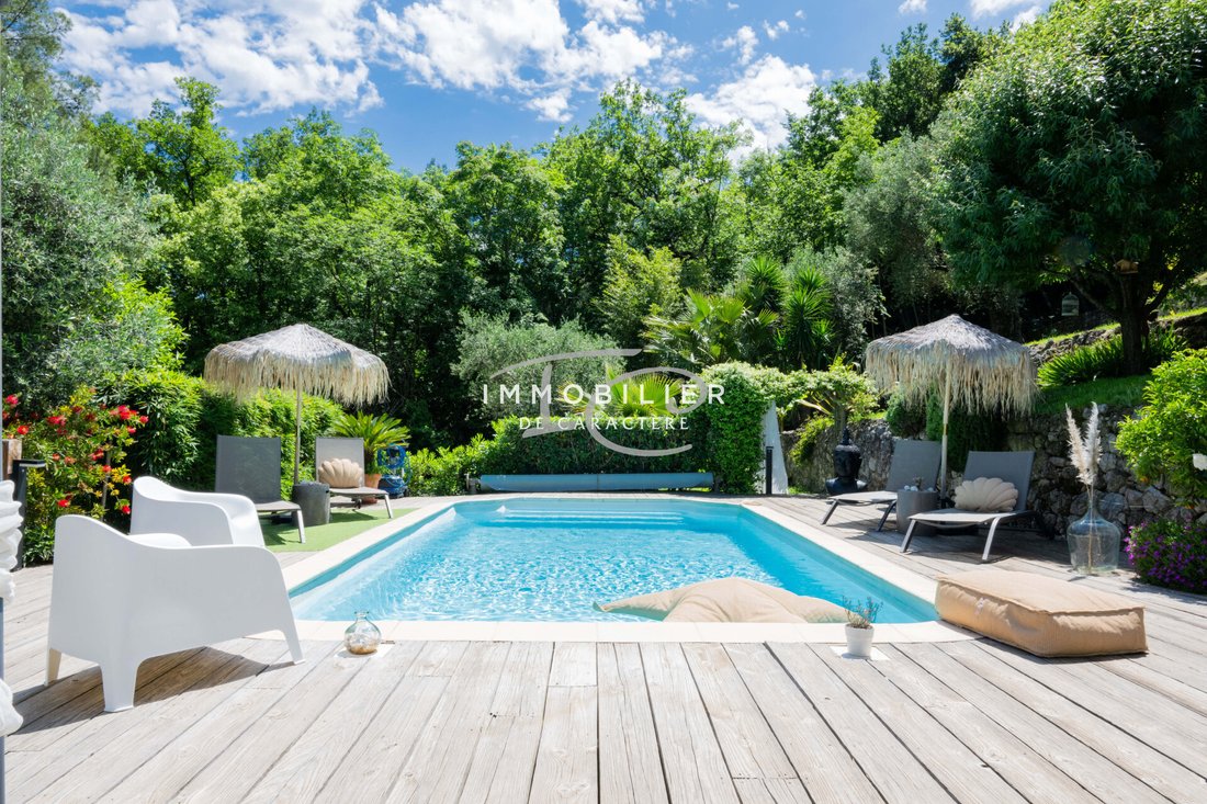 Villa in Tourrettes-sur-Loup, Provence-Alpes-Côte d'Azur, France 2 - 18526367