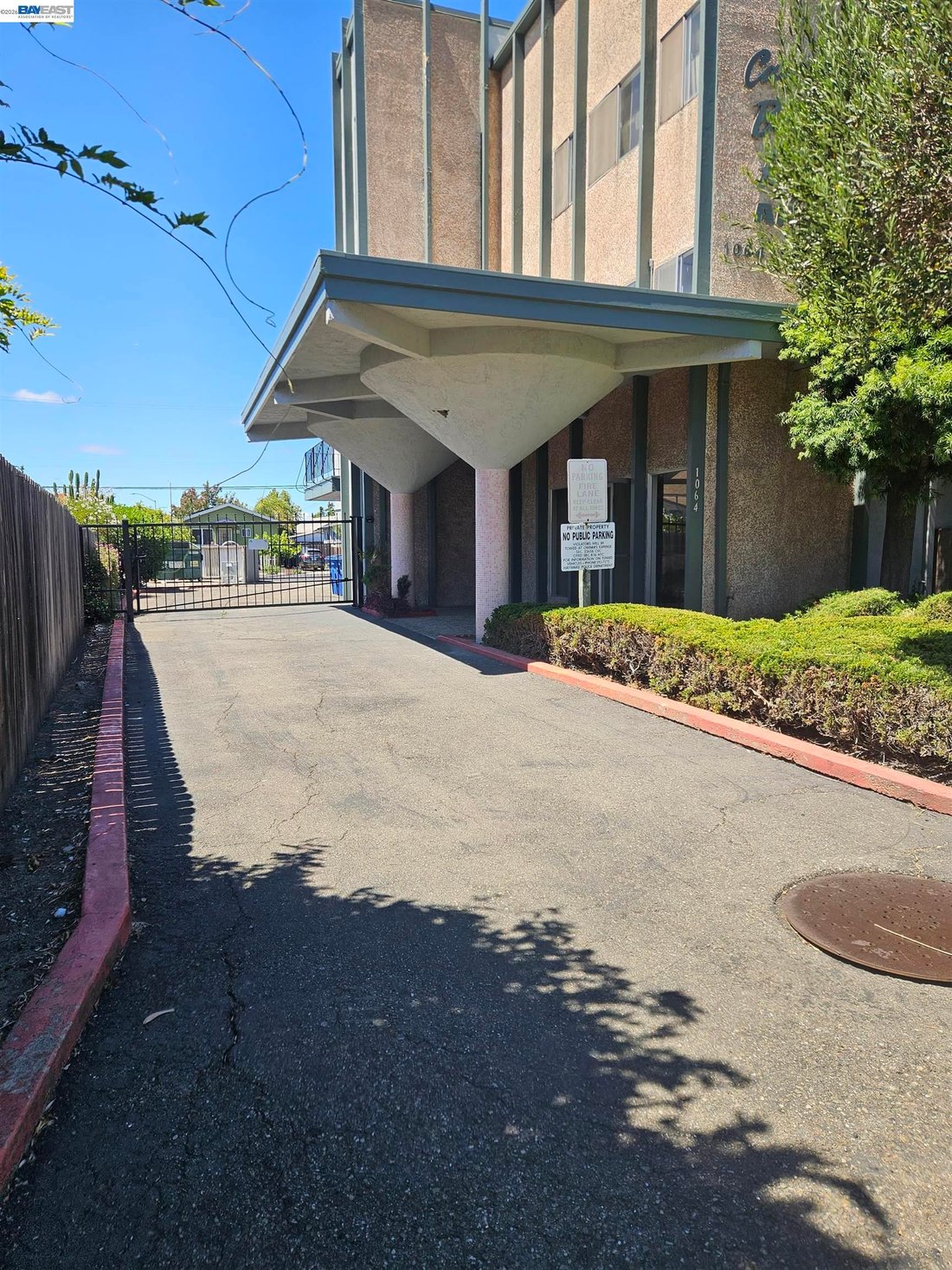 Hayward, California, United States 4 - 18528746